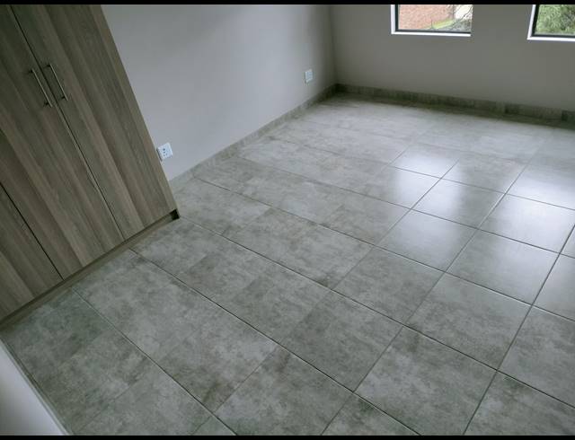 4 BEDROOM FREEHOLD FOR SALE IN DIE HEUWEL